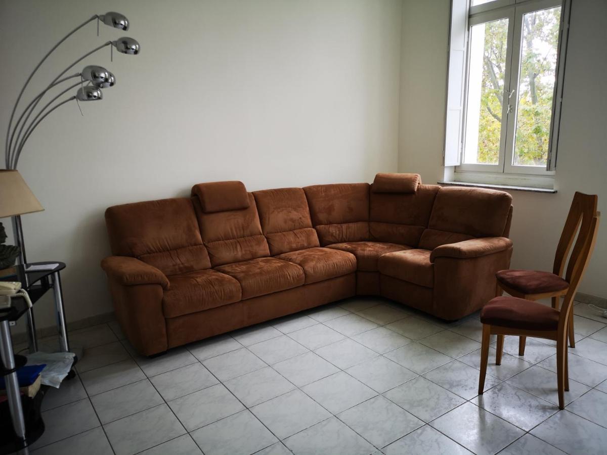 Appartement De 105M2, Balcon Sur Cours De La Republique Narbonne Buitenkant foto
